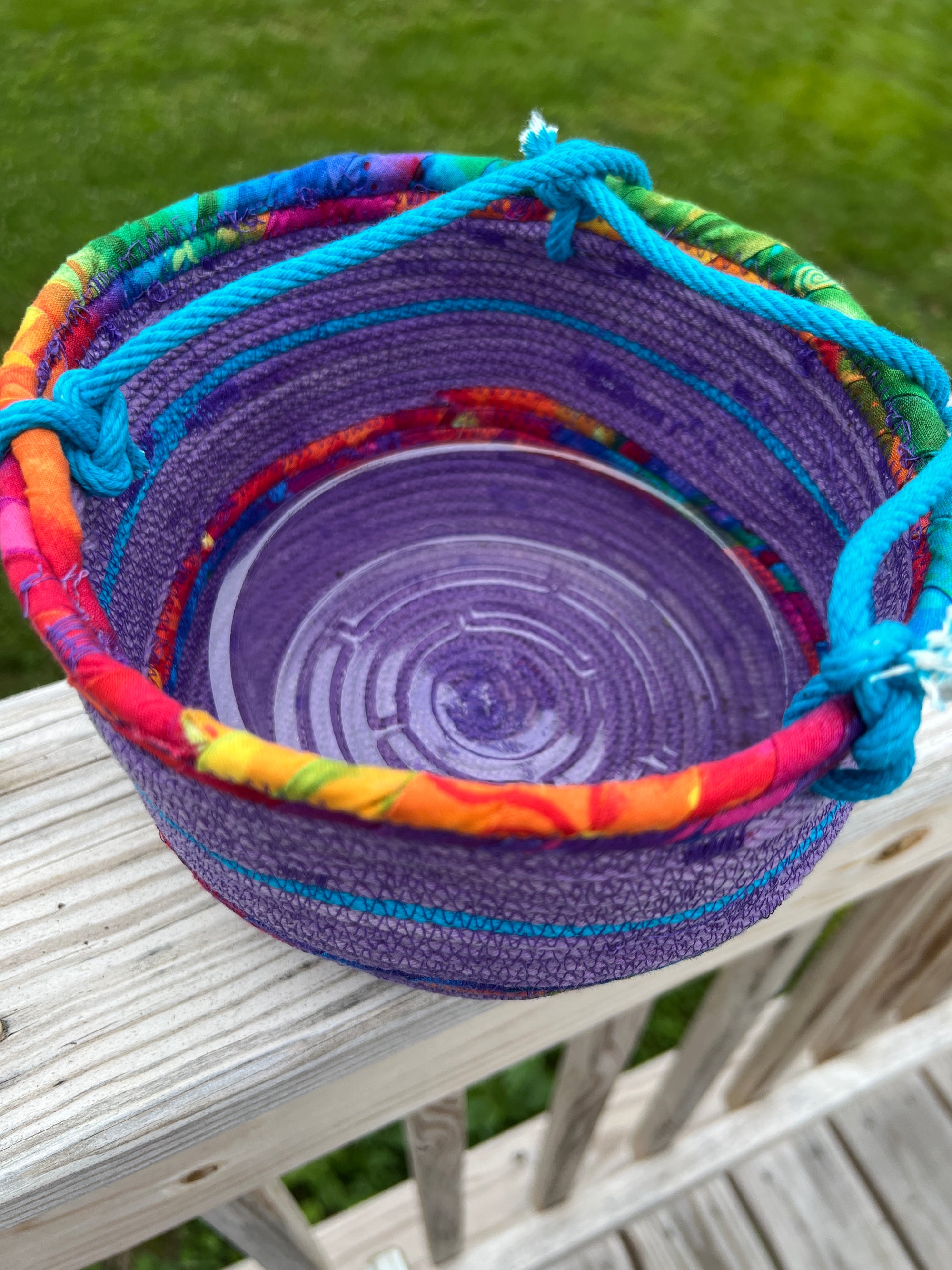 Coiled Rope Hanging Planter Grape with Rainbow Accent