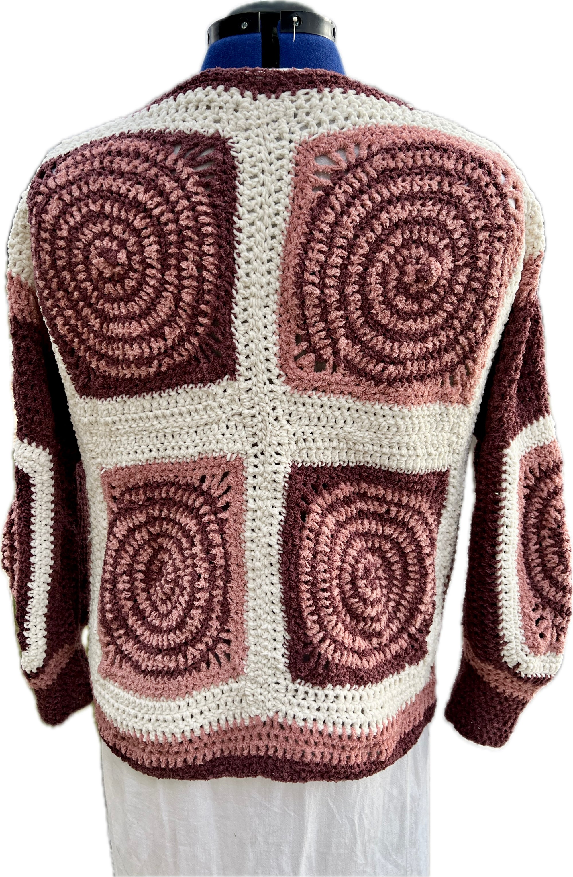 Cardigan crochet Spirals Chenille in Plum, Blush and Cream