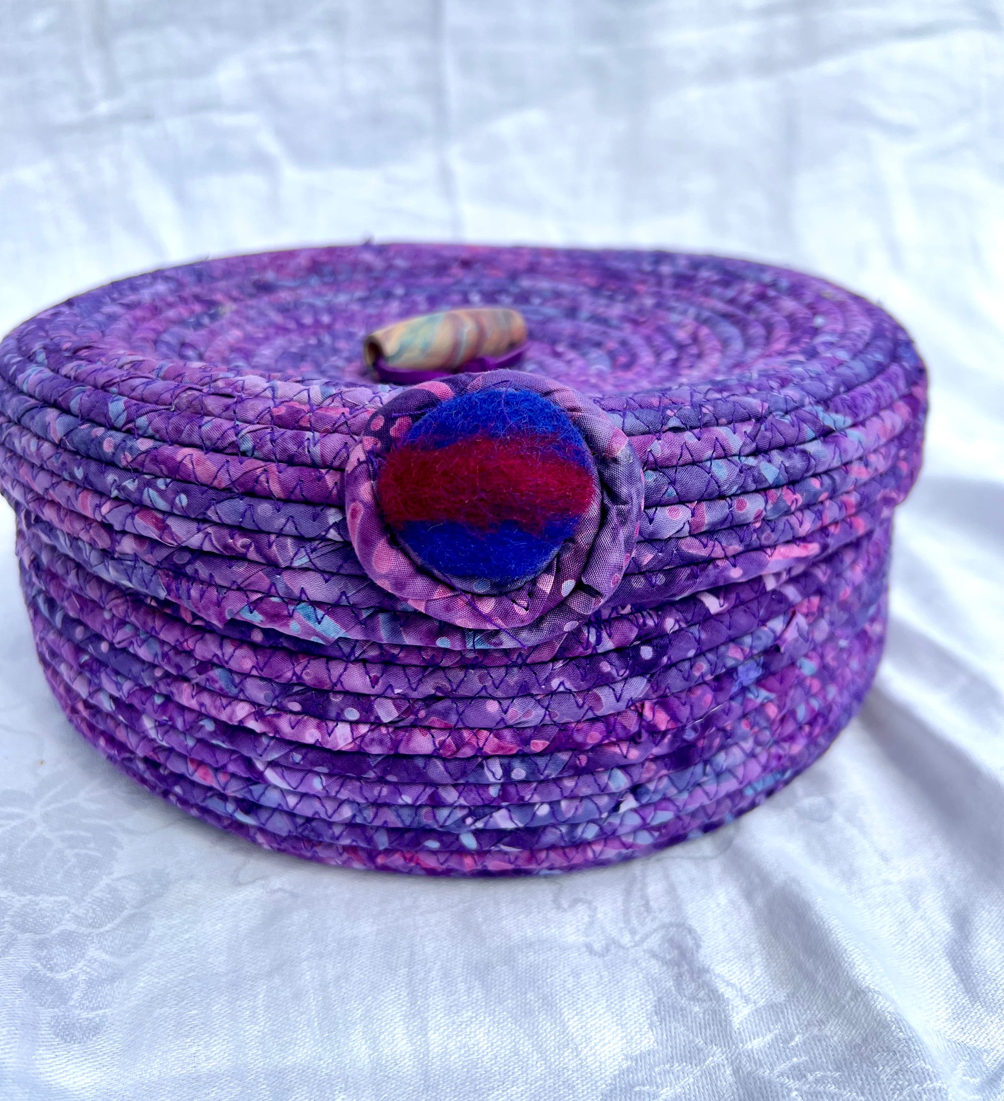 Large Storage Bowl in Purples with removable Lid