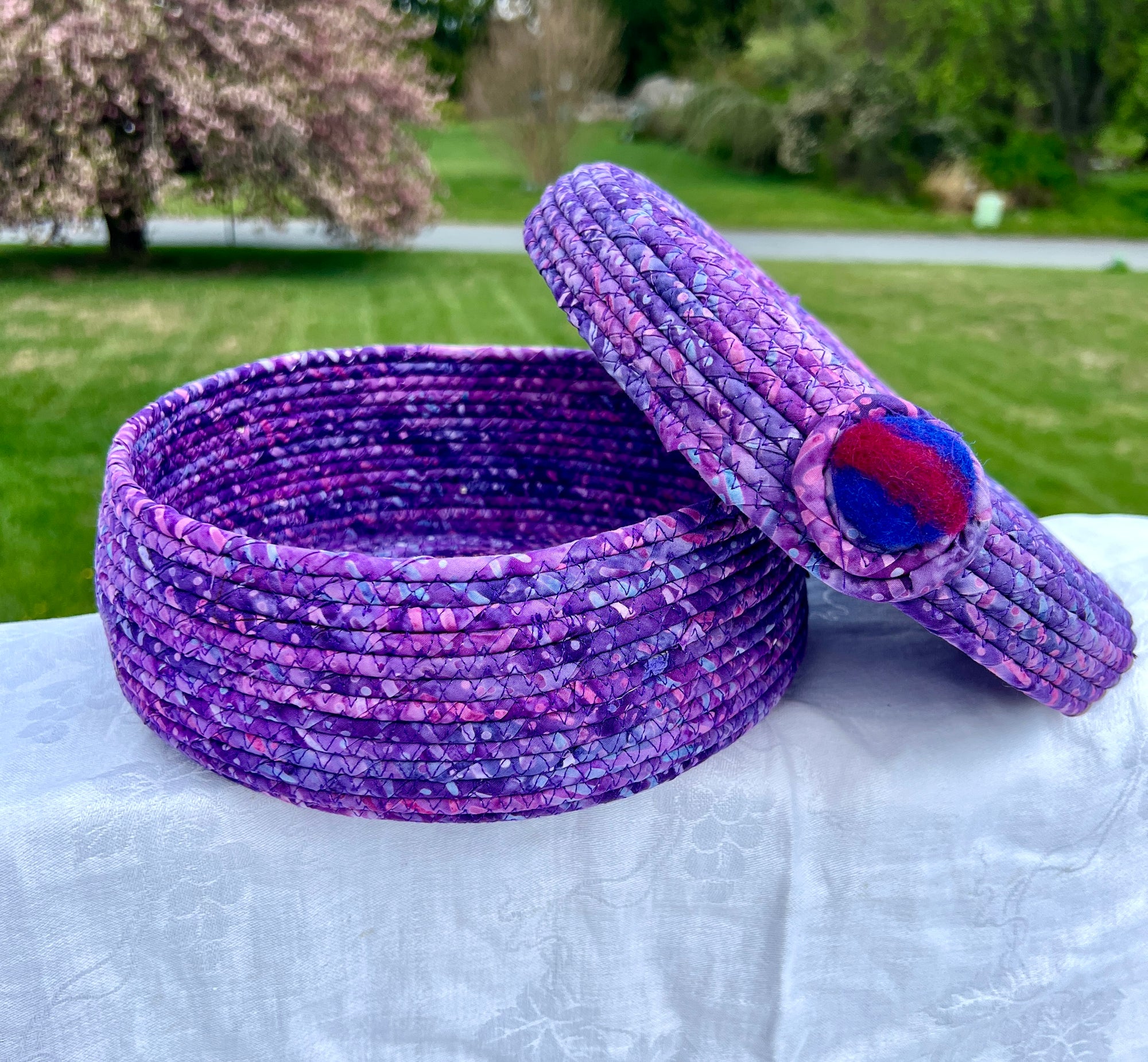 Large Storage Bowl in Purples with removable Lid
