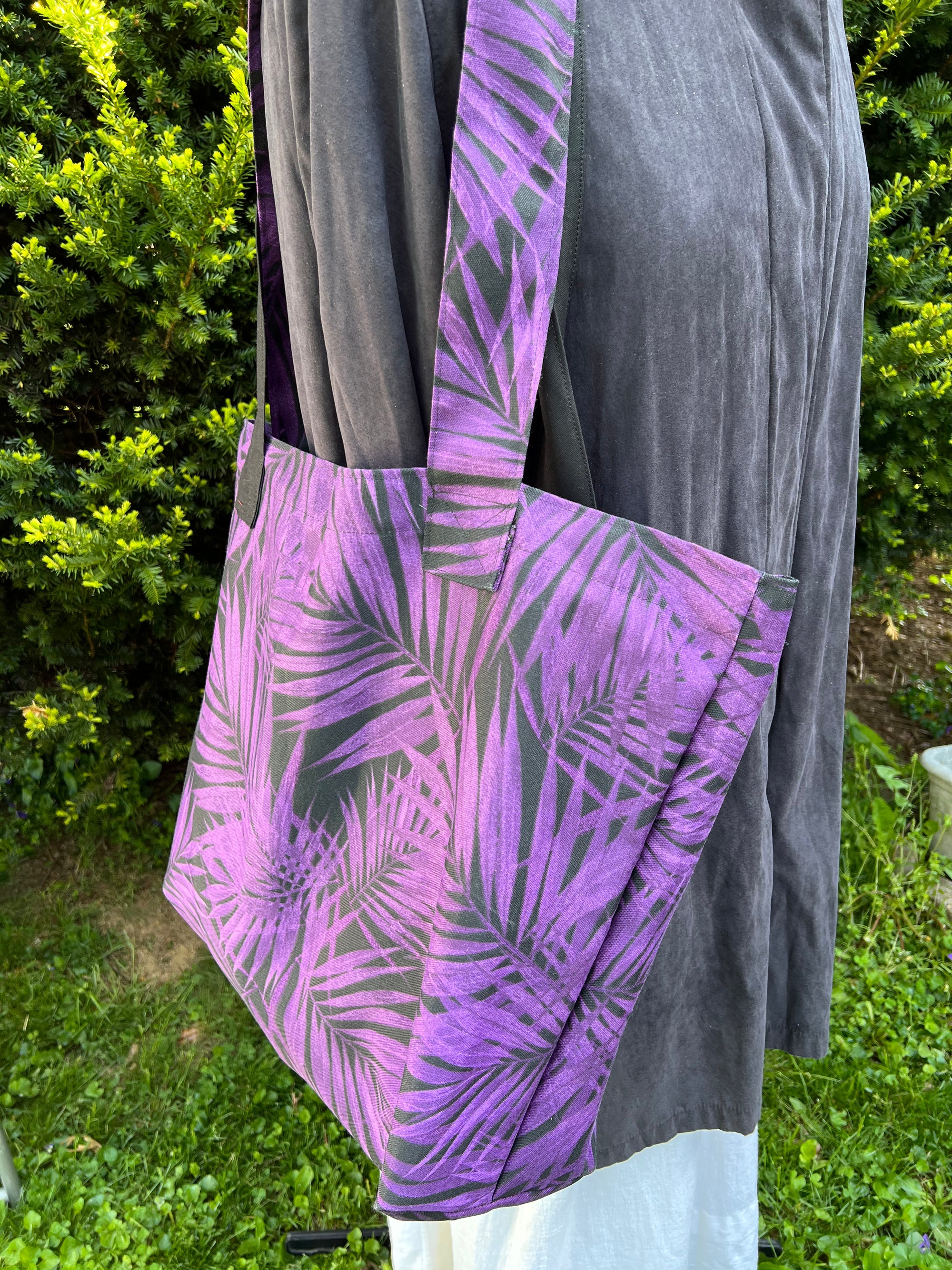 Carry all Grocery Market Tote Bag Waterproof Purple Black Leaves