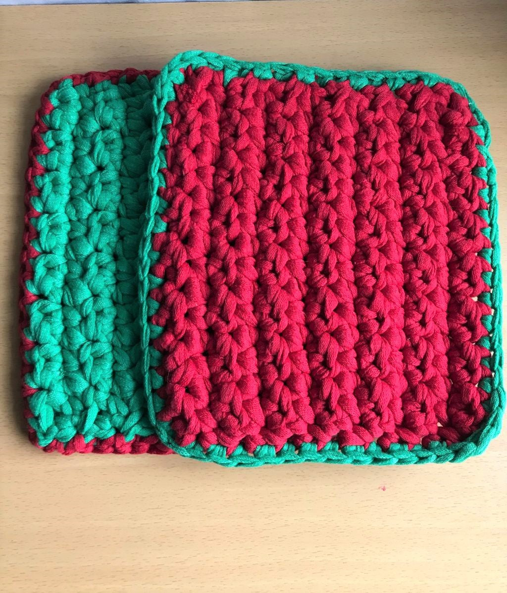Hot Pad Potholder Set of 2 Heavy Duty Thick Green and Red